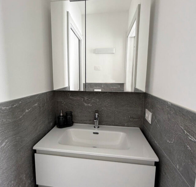 Bagno-piccolo-3---antibagno